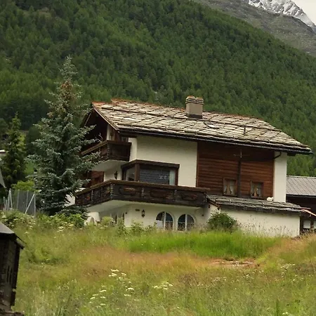 Chalet Stilvolle Grosszuegige 7.5 Zi Maisonette 10 Pers *