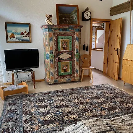 Chalet Stilvolle Grosszuegige 7.5 Zi Maisonette 10 Pers