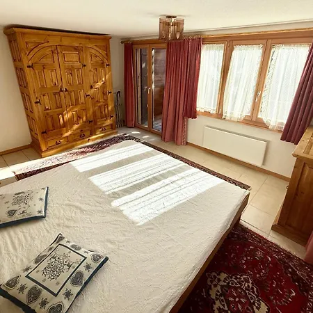 Chalet Stilvolle Grosszügige 7.5 Zi Maisonette 10 Pers