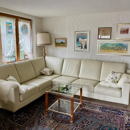 Stilvolle Grosszuegige 7.5 Zi Maisonette 10 Pers