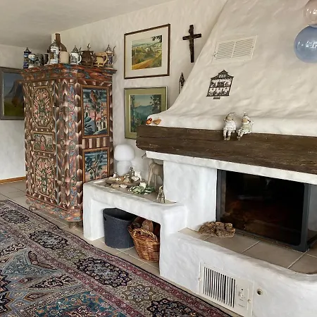 Stilvolle Grosszuegige 7.5 Zi Maisonette 10 Pers Horská chata